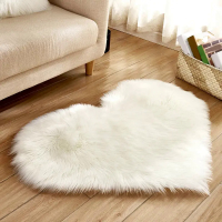 30x40cm Heart Shaped Fluffy Rug Shaggy Faux Wool Car Sofa Cushion Living Room Bedroom Decorative Floor Mats
