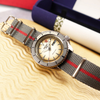 SEIKO 精工 限量款 5 Sports 機械錶 火影忍者 我愛羅 尼龍帆布手錶-紅灰色/41mm