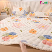 Milk Velvet Mattress Soft Cushion Home Tatami Mats Student Dormitory Foldable Single Double Bed Sleeping Pad Queen King Size 1pc