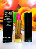 Chanel 香奈兒 超炫耀的絨唇膏#42光采奪目 限定新色42俏麗醒目的亮粉紅色