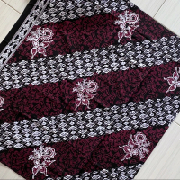Oleh-oleh Kain Batik Khas BWI