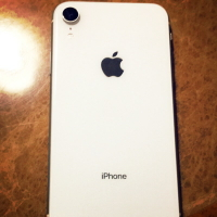 iPhone XR 128G 白色 有盒 整新機 保固中 整新機 附加保護殼&amp;保護膜