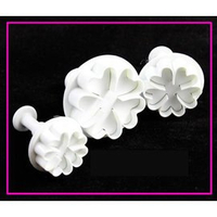 【翻糖模-塑膠-3件櫻花】翻糖彈簧壓模 餅乾模 翻糖蛋糕工具 糖花(一套三件: 2.5、3、4.5cm)-8001006