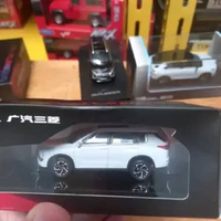 Diecast Miniatur Mobil Mitsubishi Outlander putih