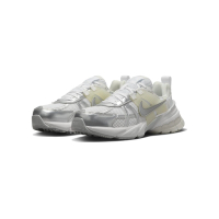 Nike V2K Run Metallic Silver 透明銀奶油 復古 人氣款 休閒鞋 運動鞋 女鞋 FD0736-104