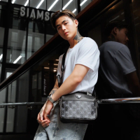 กระเป๋าสะพายข้างแบรนด์ G-Nine รุ่น Cross Body & Tiny bag 9”