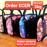 Tas muat gula 5kg (bagian samping: bahan polos hitam). harga ECER 18.500/pcs