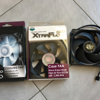 Cooler master 風扇三顆 全小4pin pwm