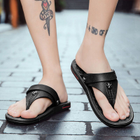 New Summer Flip-Flops Men's Thick-Soled Non-Slip Korean Style Fashionable Casual Beach Sandals Men's Two-Way Wear