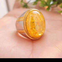 Batu Cincin Yellow Sapphire Pecah Seribu dengan Desain Elegan dan Kilauan Mewah untuk Tampilan Maksi