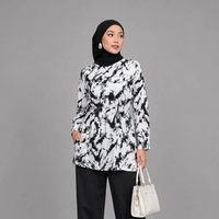 LEZAHRASIGNATURE Celine Cotton Blouse -Atasan Panjang Wanita Bahan Katun Adem Size M-L Motife Tiedye