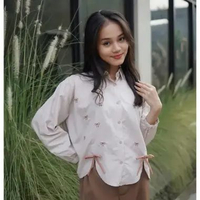 LEOCA - ARIN COQUETTE TOP OVERSIZE | Kemeja Katun Bordir | Ribbon Poplin Kemeja Oversize Katbol S-M 