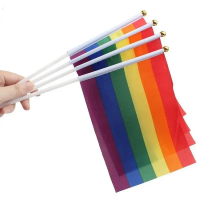 10pcs ธง หลากหลายทางเพศ LGBT lgbt flag ธงสีรุ้ง สีรุ้ง ‍ Pride Month ‍(ส่งเร็วจากกรุงเทพ)