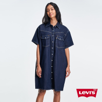Levis 女款 寬鬆長版牛仔洋裝 / 側口袋設計 / 原色 / 質感珍珠釦