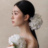 2026 Korean Style Simple Fairy Fresh Sweet Bride Hair Accessories Forest Style Hydrangea Hair Clip S