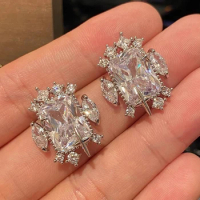 Huitan Novel Design Crystal Earrings for Women Luxury Trendy Cubic Zirconia Earrings Bridal Wedding Accessories Newly Jewelry