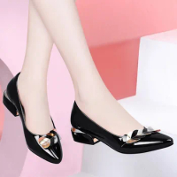 Axiat Spring Shoes Patent Leather Dress Shoes Low Heel Office Shoes Leaf Boat Shoes Classic Pump
