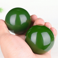 新疆和田玉健身球把件菠菜綠碧玉手球把件保健養生手球圓康樂球