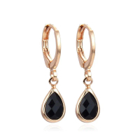Anting titanium anti karat