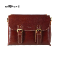 (RGS592R) Leather Messenger Bag