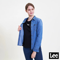 【Lee 官方旗艦】女裝 牛仔長袖襯衫 / 造型口袋 中藍洗水 標準版型(LL220369323)