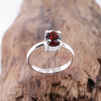 Cincin Wanita Perak 925 Natural Red Garnet Girania