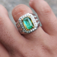 Cincin pria blink berwibawa hijau jamrud 1,75ct 1572a