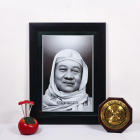 Foto Poster Abuya Uci Turtusi Cilongok