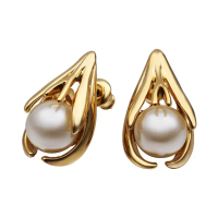 【Aphrodite 愛芙晶鑽】花苞造型珍珠耳環(黃金色)