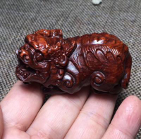 印度小葉紫檀貔貅手把件紫檀手把件紅木木雕擺件 工藝品汽車擺件1入