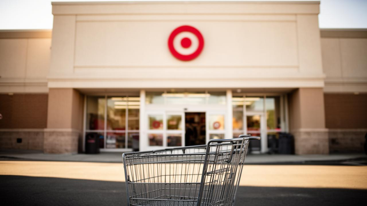 Target's Dividend Yield Tops S&P 500, But $10,000 in Annual Income Requires a $3...