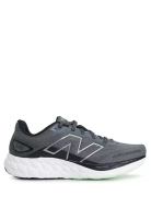 New Balance 680 跑步運動鞋