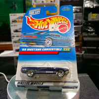hotwheels 65 mustang Convertible open cap blue card