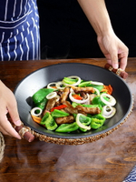 特色餐廳飯店小龍蝦草編竹籃鐵盤子創意農家樂平底魚頭盤小炒餐具