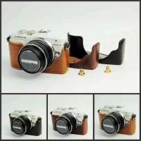 PU Leather Camera Bag for Olympus Pen Lite E-PL7 E-PL8 EPL7 EPL8 Camera Case With battery open