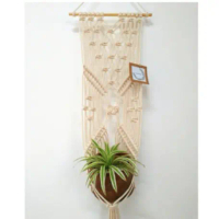 MACRAME PLANT HANGER/MACRAME POT NO 81 HIASAN DINDING   BAHAN TALI KATUN DAN KAYU