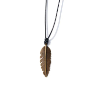Kalung Tali Pria Hitam Bandul Bulu Keren