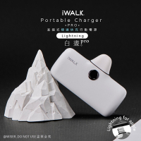 iWALK 新一代PRO版4800mAh快充行動電源lightning(IPHONE蘋果專用頭)-白晝