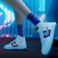 【日本海外代購】Nike Air Force 1 High 白鐳射 電玩 高筒 LOL 休閒鞋 夜光 炫彩 男女鞋 DC2111-191