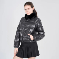 【LE COQ SPORTIF 公雞】官方直營 高爾夫系列 女款黑色脖圍可拆卸羽絨外套QLU6R603
