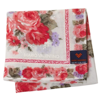 MARIO VALENTINO 日本製100%棉繽紛玫瑰花朵圖騰字母LOGO帕領巾(白底/45CM)