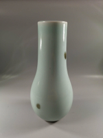 日本 飛青瓷 勺立 花瓶，淡青色釉面樸素淡雅，飛青獨特斑點紋