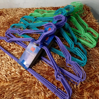 HANGER KAWAT WARNA 88 / HANGER KAWAT/ HANGER AESTETIC/ GANTUNGAN BAJU