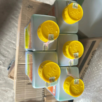 Combo 5 chai Nhựa Vuông Nắp Vàng Chứa Nước COCHAY Q7 900ml