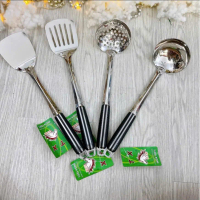 Vá múc canh inox Cao Cấp cán đen cách nhiệt tiện lợi - Môi múc canh inox 100%(giadunghuukhanh)