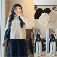 Giao hang tai Ha Noi Áo gile nữ chất liệu len lông xù cổ bẻ cúc dọc “Cindre”