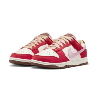 【NIKE 耐吉】W Nike Dunk Low 雪絨草莓 FB7910-600(女鞋 休閒鞋)