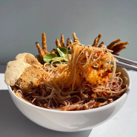 CEKER CRUNCH MIX BIHUN GEPREK