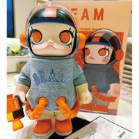 Orange and Grey Molly MEGA COLLECTION 400% SPACE MOLLY Put on Cloth and Headphones Figure Art Toy Decoration Gift