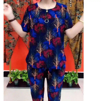 Two-Piece Set for Middle-Aged and Elderly Women, Summer Fashion, New Cool Silk Material, Short Sleev